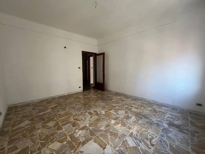 Bilocale in Vendita a Taranto, 54'000€, 70 m²