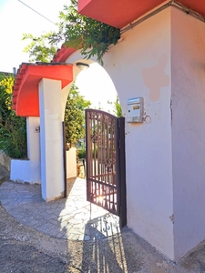 Casa indipendente con giardino in contrada santa giusta, Lanciano