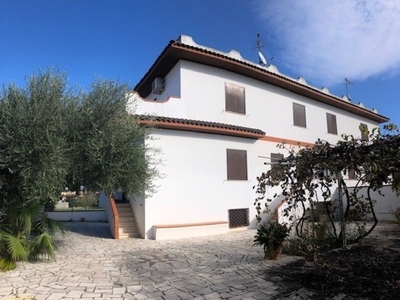 Porzione di Casa in affitto a San Felice Circeo via del Colle,