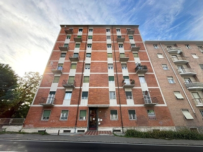 Quadrilocale in Vendita a Alessandria, zona Centro-P.zza Garibaldi, 75'000€, 90 m²