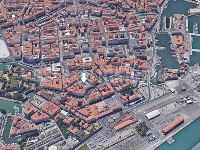 Quadrilocale in Vendita a Livorno, 128'000€, 148 m²