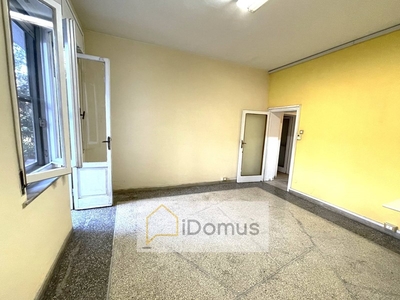 Quadrilocale in Vendita a Pisa, zona Zona stazione, 135'000€, 88 m²