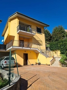 Villa a Schiera in affitto ad Alatri via Aldo Moro, 17