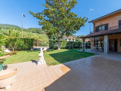 Villa a Schiera in in affitto da privato a Trevignano Romano via dei Platani