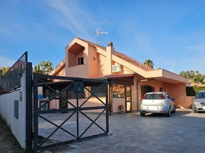 Villa in ottime condizioni in zona Ganzirri,mortelle a Messina