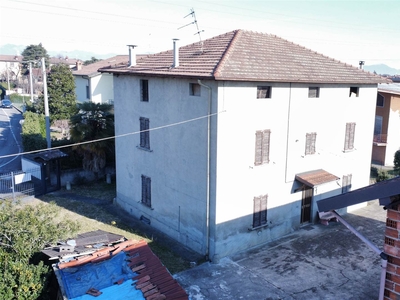Villa in Via San Donato 9 a Osio Sotto