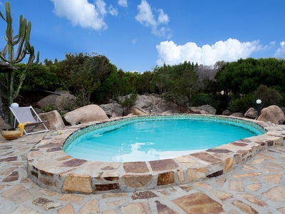 Appartamento 'Nido' con piscina condivisa, Wi-Fi e aria condizionata