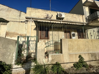 Vendita Casa Indipendente in Reggio di Calabria