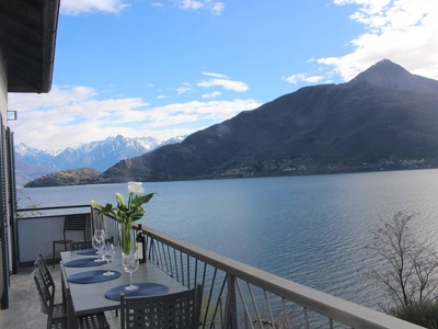 Appartamento 'Casa Vacanza Guattini' con vista lago, balcone e Wi-Fi