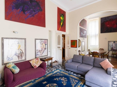 Appartamento di lusso di 200 m² in vendita Via Chiaia, Napoli, Campania