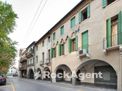 Appartamento di prestigio di 192 m² in vendita Riviera San Benedetto, 112, Padova, Veneto