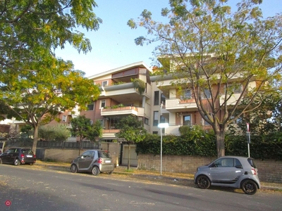 Appartamento in Affitto in Largo Giuseppe Guastalla a Roma