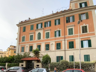Appartamento in Affitto in Via Acherusio a Roma