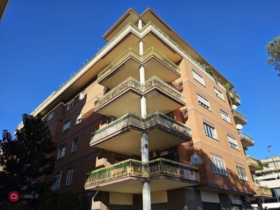 Appartamento in Affitto in Via Augusto Comte a Roma