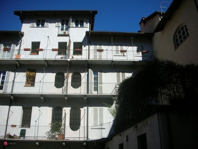 Appartamento in Affitto in Via Santa Chiara 22 a Torino