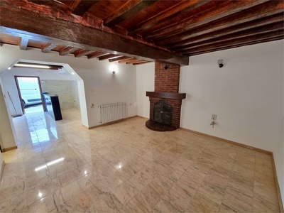Appartamento in vendita a Castel San Giovanni - Zona: Pievetta