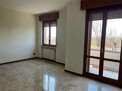 Appartamento in vendita a Piacenza - Zona: Zona stadio