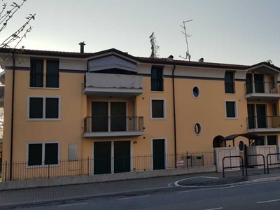 Appartamento in Vendita a Verona Via Cernisone