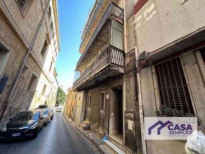 Appartamento in Vendita ad Monreale - 85000 Euro