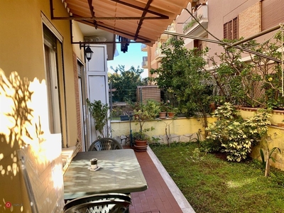 Appartamento in Vendita in Via Casali del Drago a Roma