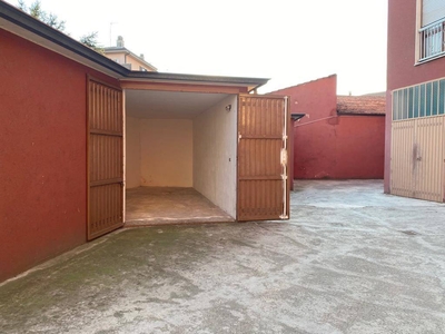 Box / Garage in vendita a Piacenza - Zona: Viale Dante