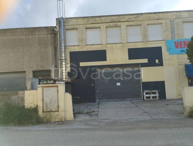 Capannone Industriale in in vendita da privato a Sassari strada 11