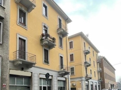 Locale Commerciale in vendita a Busto Arsizio busto Arsizio