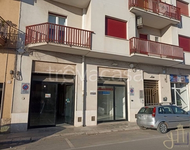 Negozio in vendita a Polignano a Mare viale Trieste