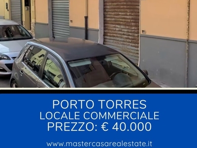 Negozio in vendita a Porto Torres via ettore sacchi 26