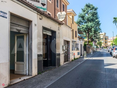 Negozio/Locale commerciale in Affitto in Via del Forte Boccea a Roma