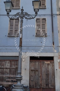 Palazzo / Stabile in vendita a Cortemaggiore
