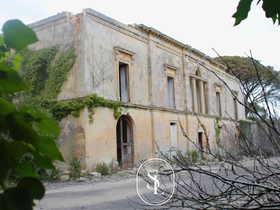 Villa di 108279 mq in vendita Strada Comunale Vecchia Corigliano, Maglie, Puglia