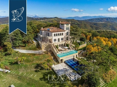 Esclusiva villa di 1300 mq in vendita Gubbio, Italia