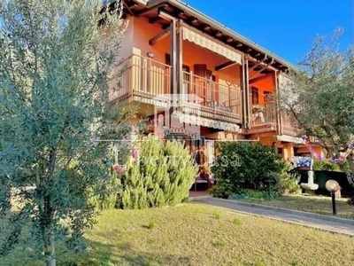 Prestigiosa villa di 204 mq in vendita Via Pozzo, Salò, Lombardia