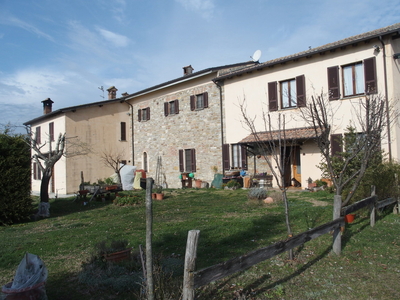Rustico / Casale in vendita a Alta Val Tidone