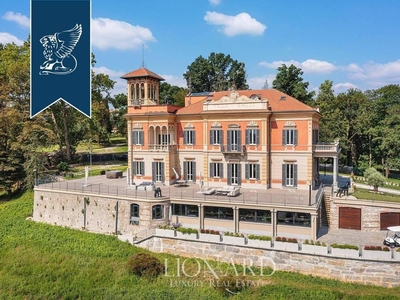 Prestigiosa villa in vendita Villa d'Adda, Italia