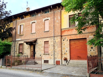 Villa in vendita a Castell'Arquato - Zona: Castell'Arquato - Centro