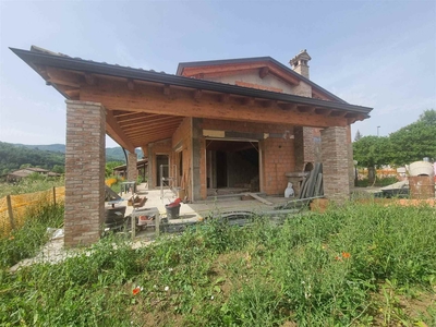 Villa in vendita a Travo