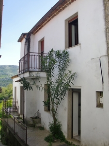 Casa indipendente di 148 mq in vendita - Caselle in Pittari