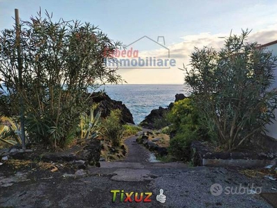 Stazzo Bilocale a 30 mt dal mare