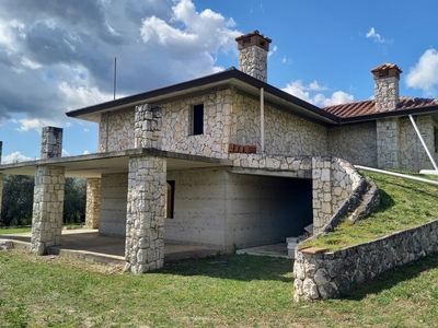 Villa di 200 mq in vendita - Cervaro