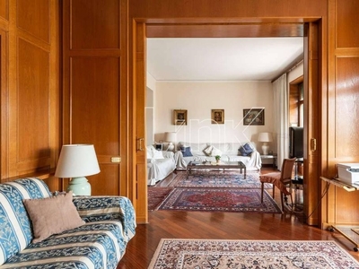 Appartamento di lusso di 216 m² in vendita via Archimede, Roma, Lazio