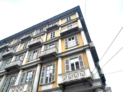 Appartamento in vendita 14 Stanze da letto a Torino
