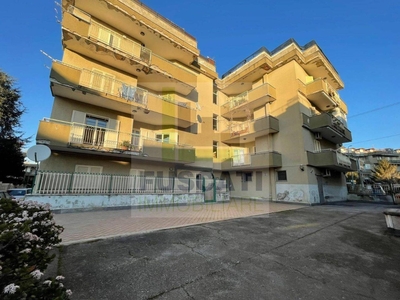 Appartamento in vendita a Mugnano Di Napoli