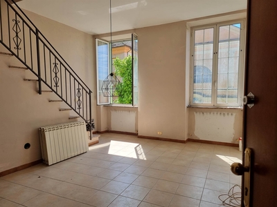 Appartamento in vendita a Savignone Genova