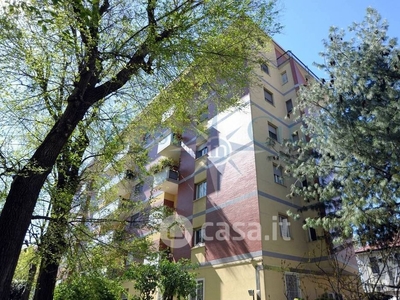 Appartamento in Vendita in Via Domokos a Milano