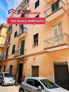 Appartamento in zona borgo a Taranto