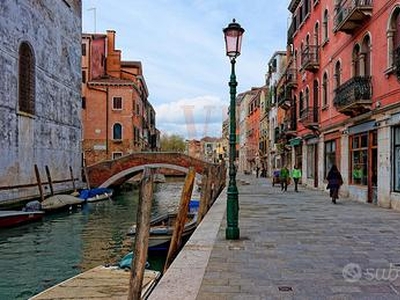 Capannone a Venezia