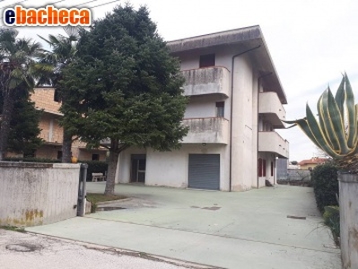 Casa a Campli di 560 mq