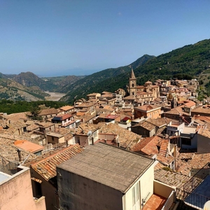 casa in vendita a Novara di Sicilia